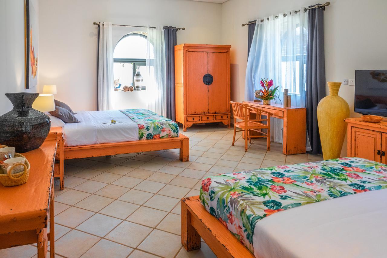 Hacienda Plaza Hotel Pereybere Beach Eksteriør billede